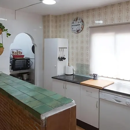 Дом отдыха En Parque Natural Con Chimenea, Piscina Y Barbacoa En
